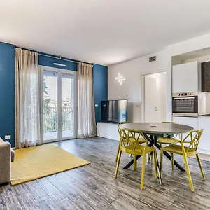 Appartamento San Siro Con Garage Privato, Milano